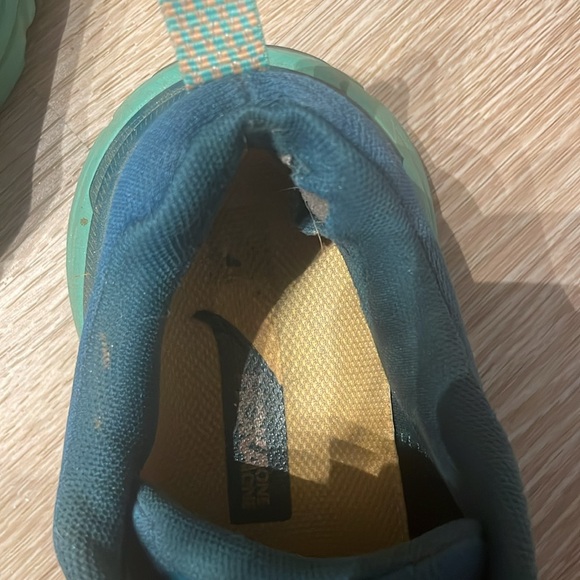 Hoka One One Challenger 6, Size 7.5 Wide Dark Green Running Shoes - Picture 11 of 14